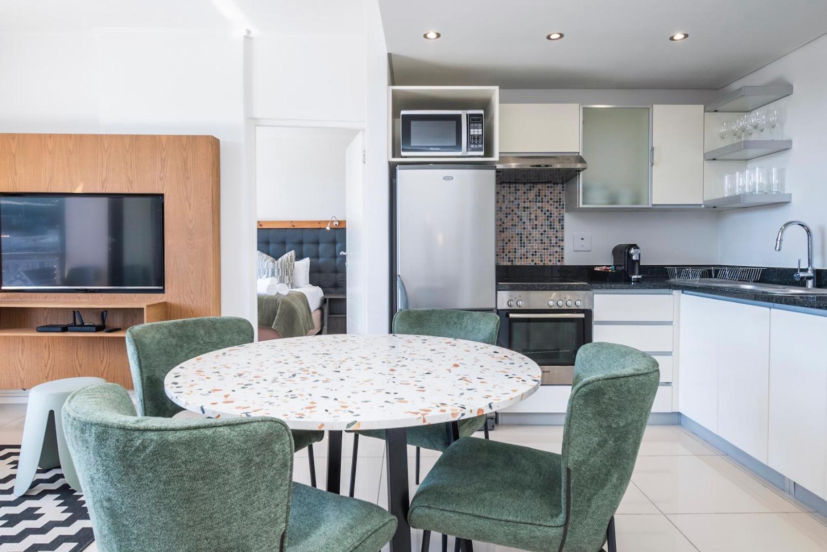 Xenia Aparthotel By Totalstay Cape Town Bagian luar foto