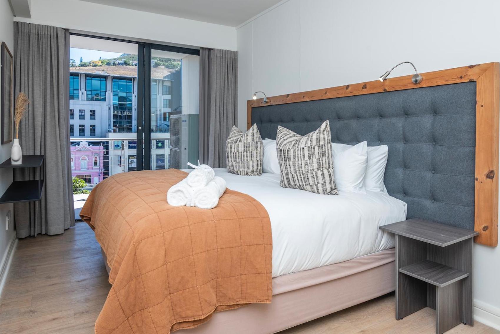 Xenia Aparthotel By Totalstay Cape Town Bagian luar foto