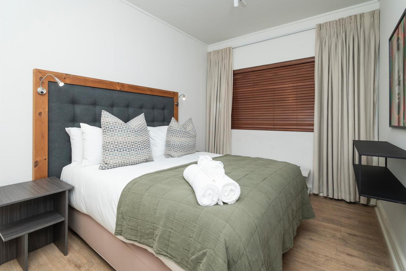 Xenia Aparthotel By Totalstay Cape Town Bagian luar foto